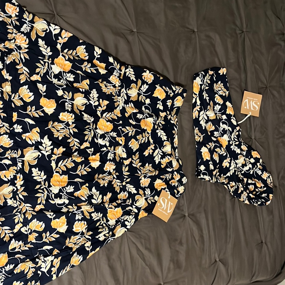 Beautiful piece skirt/off shoulder top, never worn.